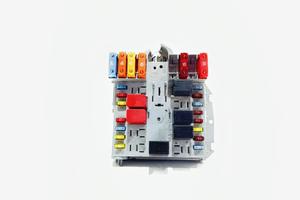 CENTRALINA PORTA FUSIBILI ALFA ROMEO 159 Berlina S