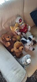 Set di peluche e pupazzi
