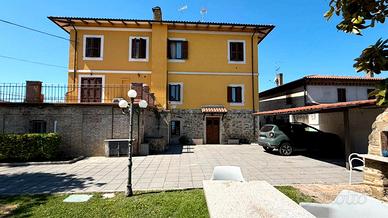 Porzione bifamiliare a Torgiano