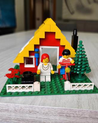 Cottage weekend LEGO. Anno 1990.