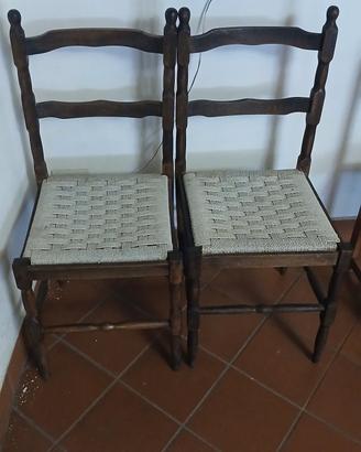 2 antiche sedie restaurate. "Angolo vintage"