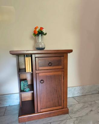 Mobile in legno con anta e cassetto 