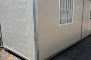 Container da cantiere o uso ufficio tenuto bene