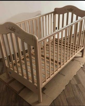 Lettino con sponde per bambini con materasso 