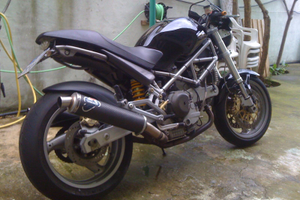 DUCATI Monster 1000s "NUOVO da VEDERE"