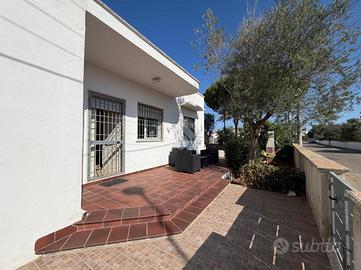 CASA INDIPENDENTE A RACALE