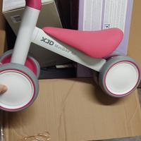 Min8 bici con 4 ruote senza pedali