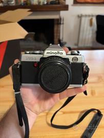 Macchina fotografica minolta xg1 con flash clever