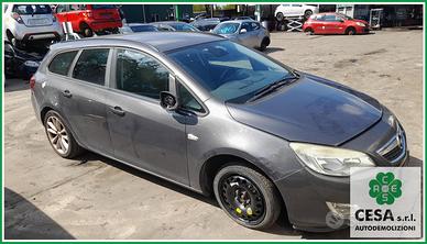 Ricambi Usati OPEL Astra J SW 2011