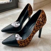 Décolleté LAURA BIAGIOTTI.