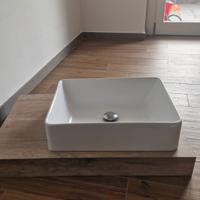 lavabo sospeso bagno