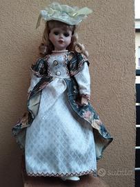 bambola da collezione vintage in porcellana 