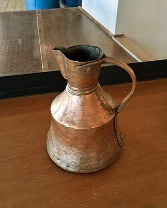 Antica brocca in rame puro stagnato fine 800