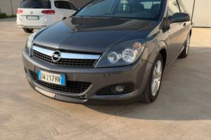 Opel Astra GTC 1.7 CDTI 110CV ecoFLEX 3 porte Enjo