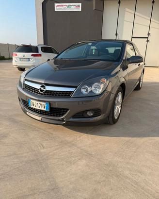 Opel Astra GTC 1.7 CDTI 110CV ecoFLEX 3 porte Enjo