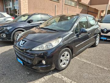 Peugeot  207 1.4 hdi allure