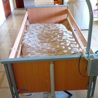 Letto Ospedaliero INVACARE