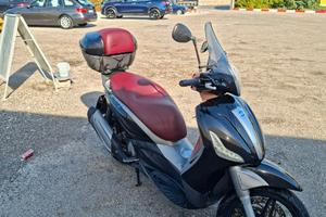 Piaggio Beverly 350 ST