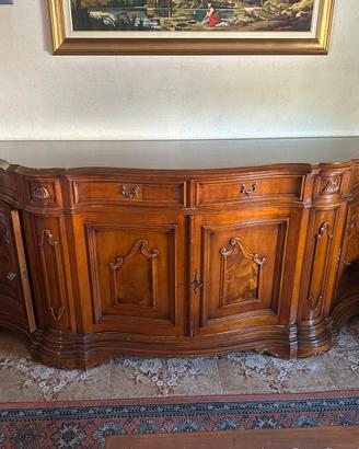 Credenza classica sagomata in legno pregiato MMA