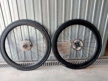 ruote in carbonio Ultegra 