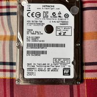 Hard disk hitachi 750 gb 2,5”