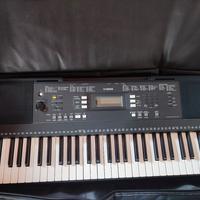 Tastiera Yamaha + accessori 
