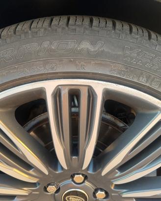 Pirelli PZero Scorpion verde M+S 275/40 R22 108Y