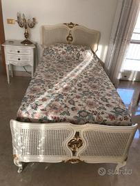 Letto singolo  stile veneziano