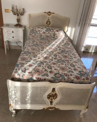 Letto singolo  stile veneziano