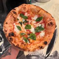 Pizzaiolo pizza napoletana calabrese contemporanea