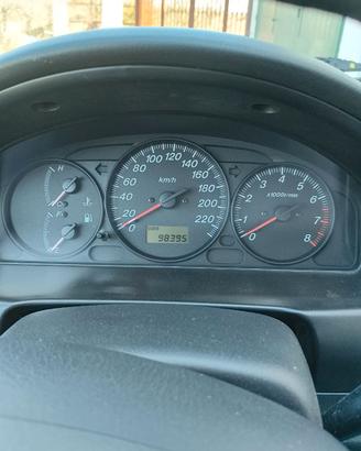 Mazda 323 f asi