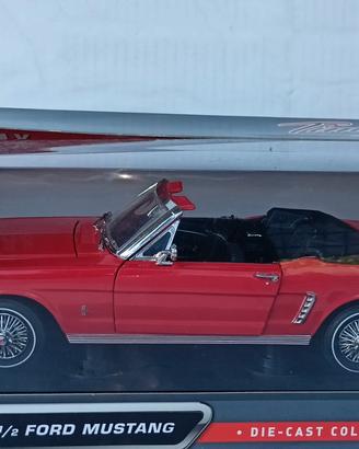 FORD MUSTANG RED 1964-1/2  MOTOR MAX CLASSIC 1:18