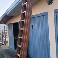 Scala in legno lunga 8 metri , allungabile in tre 