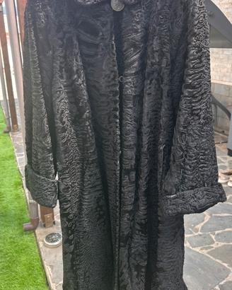 Fendi Vintage Coat in Black Persian/Lamb/Astrakhan