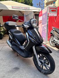 Piaggio Beverly 300