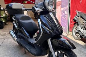 Piaggio Beverly 300