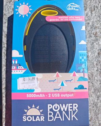 Powerbank con pannello solare.