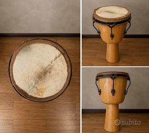 Djembé in legno con pelle naturale–mai utilizzato