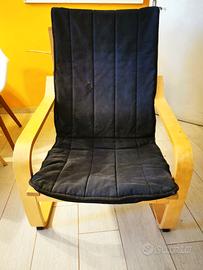 Sedia dondolo IKEA modello Poang