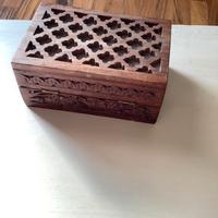 Scatola con coperchio