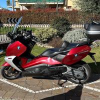 Bmw C 650 GT con bauletto