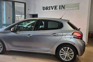 Peugeot 208 PureTech 82cv 5 porte Allure-Navi- Chr