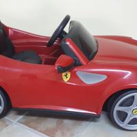 Ferrari elettrica per bambino
