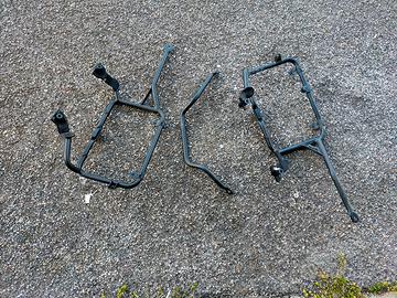 telaio castello monokey e borse rigide GIVI 36L