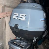 Motore fuoribordo Yamaha 4 tempi  2,5 cavalli