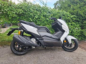 WOTTAN GT2 300cc WHITE MOT. PIAGGIO LC