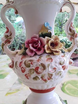 Vaso antico in porcellana Capodimonte