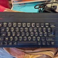 ZX Spectrum+ con copritastiera e alimentatore