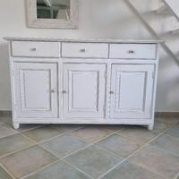 Credenza 