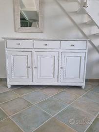 Credenza 